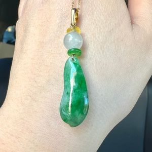 Natural Burmese Grade A Jadeite Jade 14ky gold Pendant 48.2x10.9x5.2mm, 4.0g